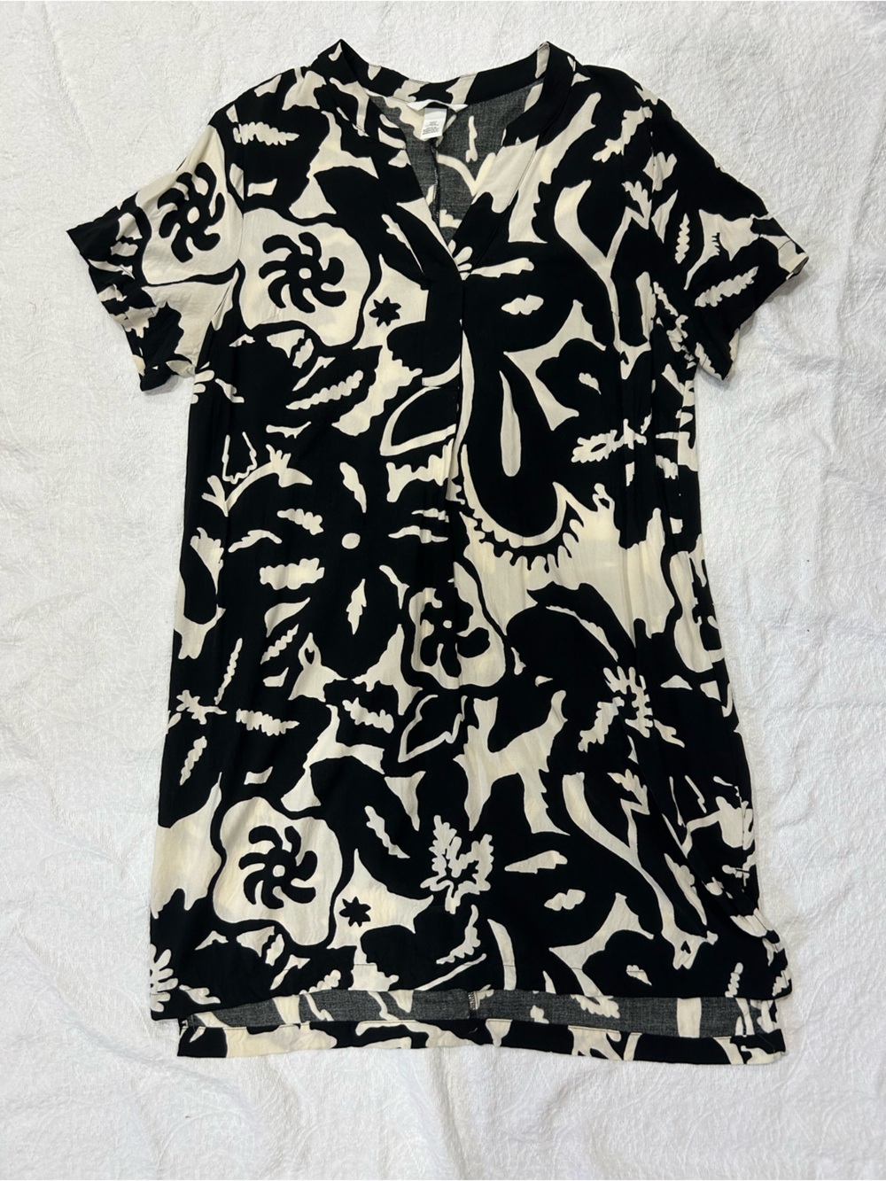 H&M Black and Cream Floral Midi Dress